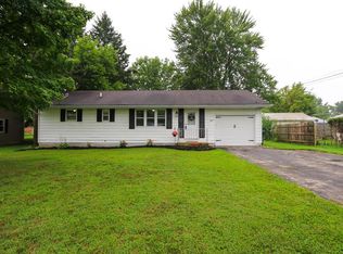 5477 Oak Grove Ave, Blanchester, OH 45107