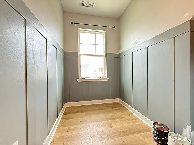 303 Breezeway Dr — Photo 39
