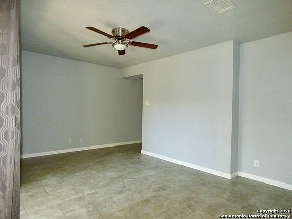 3rd image of 100 Lorenz Rd APT 905