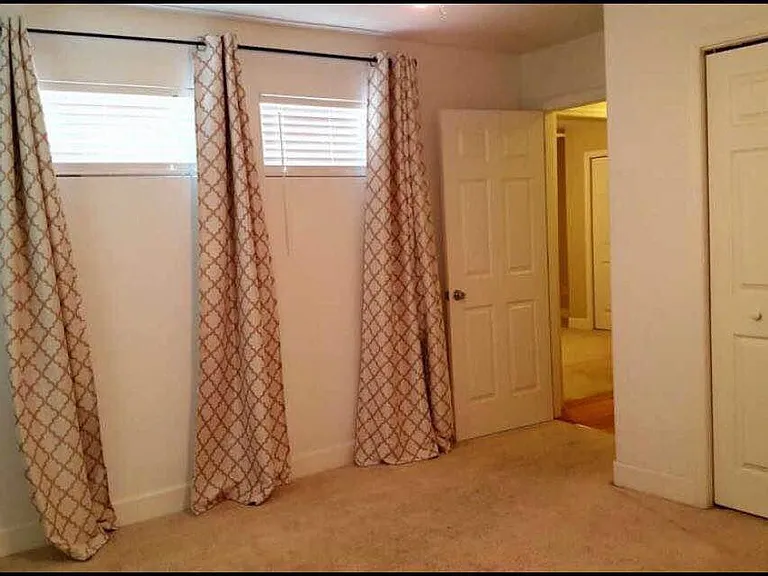 2213 Delta Ln — Photo 5