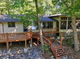 18432 Otter Point Rd, Wellesley Island, NY 13640