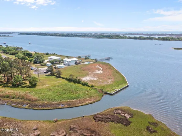 253 Bethea St Unit 1, Holly Ridge, NC 28445