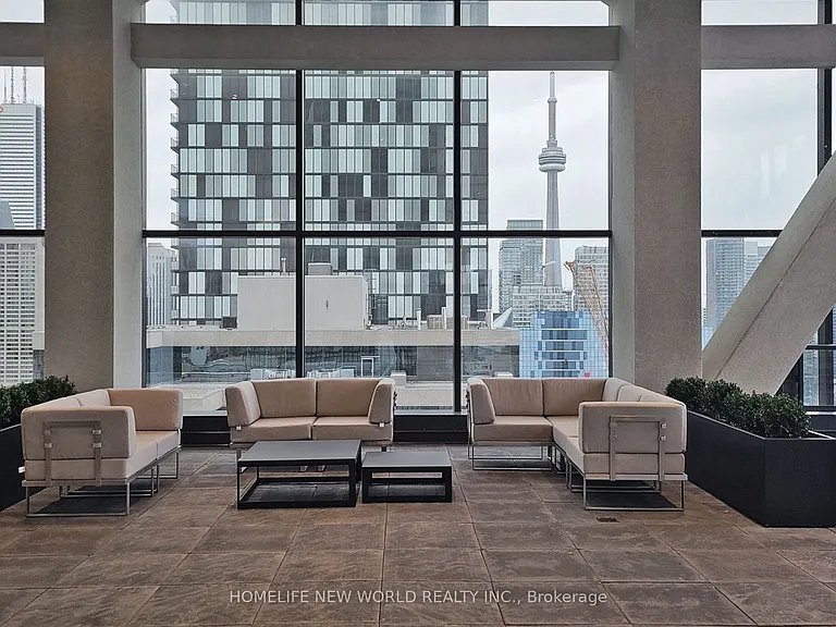 488 University Ave #4501 — Photo 32