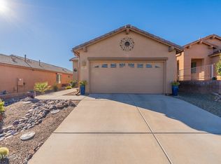433 W Bazille Way, Green Valley, AZ 85614