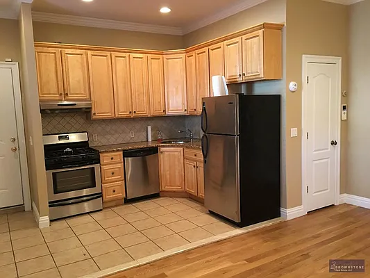 Rented by Brownstone Real Estate | media 17