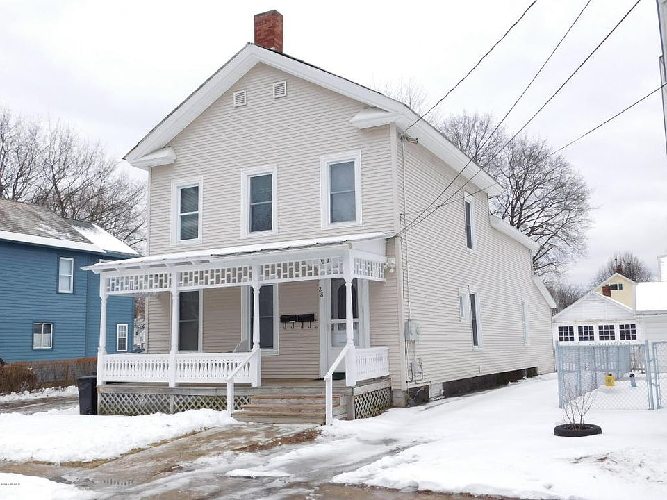 1st image of 28 Smith St