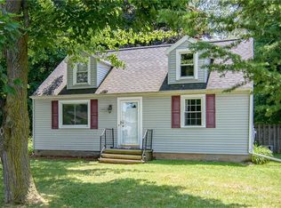 249 Holmes Rd, Rochester, NY 14626