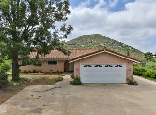 145 Promontory Dr, El Cajon, CA 92021