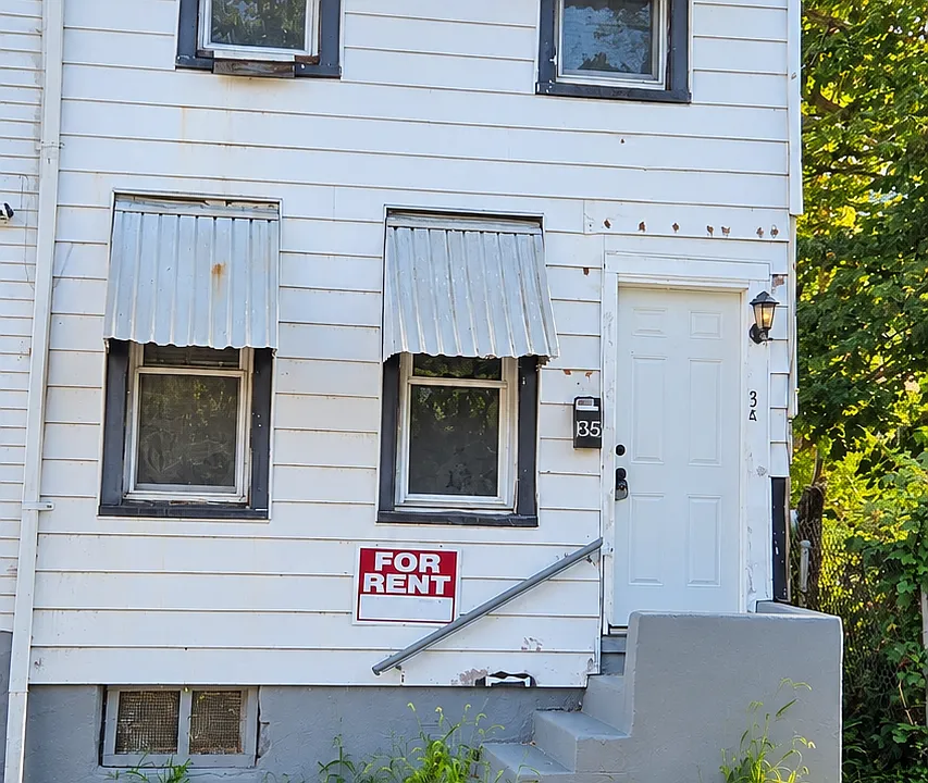 35 Passaic St