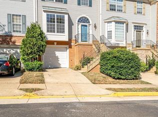 5704 Clapham Rd, Alexandria, VA 22315