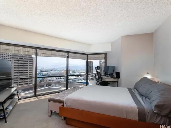 1088 Bishop St APT 1804, Honolulu, HI 96813