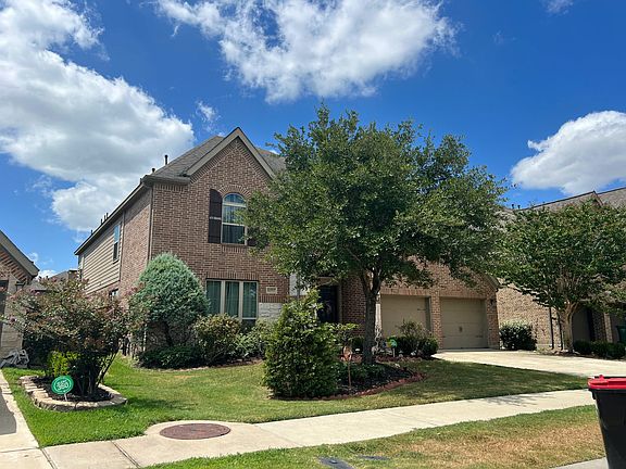 3rd image of 16919 Mulben Ct