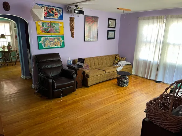 2009 Paige St, Knoxville, TN 37917