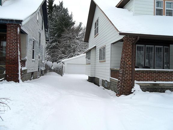 3rd image of 744 Griggs St SE
