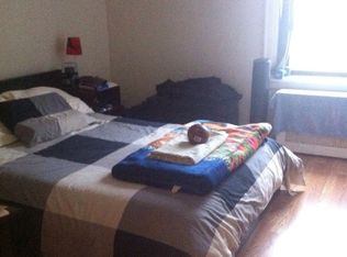 3017 34th St APT 3D, Astoria, NY 11103