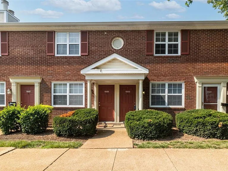 1503 E Swan Cir — Photo 3