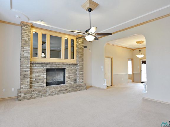 3rd image of 500 Chanticleer Pl