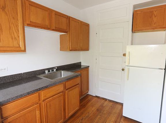 3rd image of 3267 W Wrightwood Ave #Ua3z