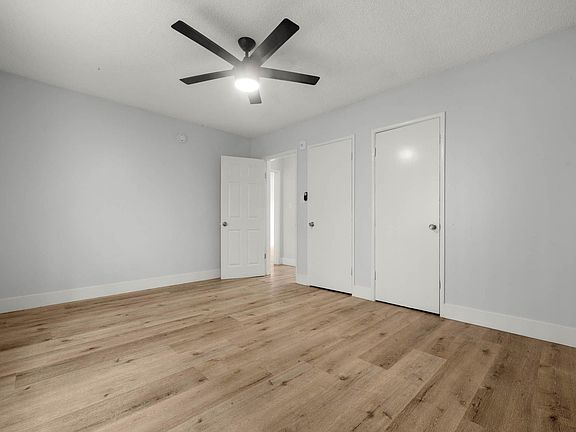 5th image of 3940 Nicolet Ave #B5