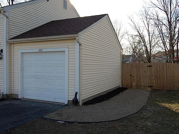 2nd image of 6025 Sunwood Pl