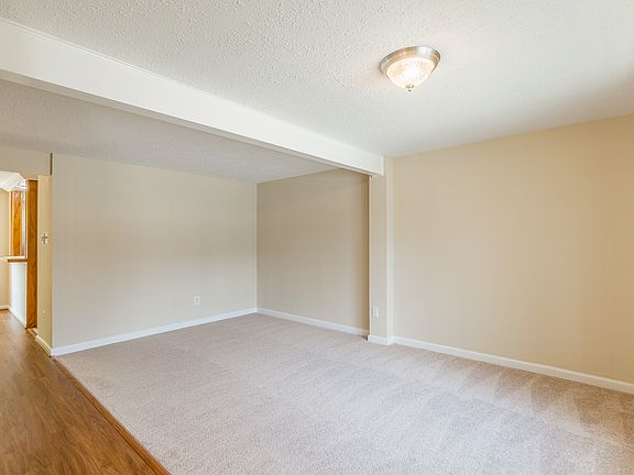 4th image of 13554 Bentley Cir