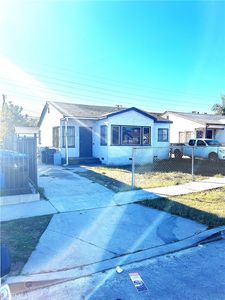 244 E 97th St, Los Angeles, CA, 90003