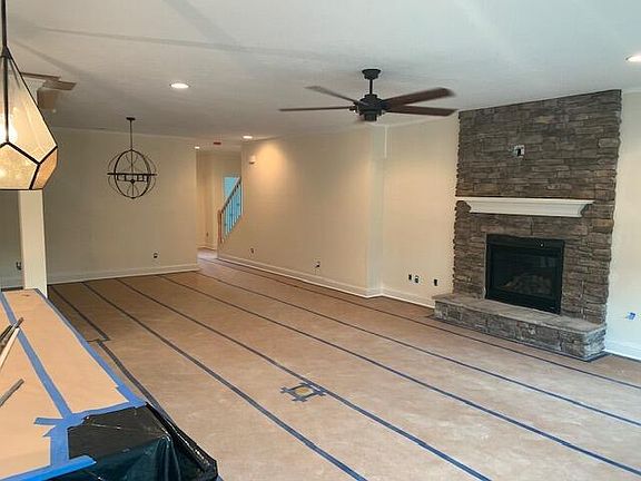 5th image of 4613 Ivy Rose Dr