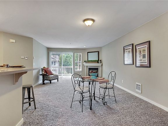 3rd image of 1883 McNeil Cir #G1