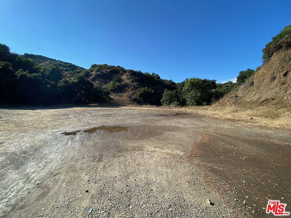 1st image of 2034 N Topanga Canyon Blvd