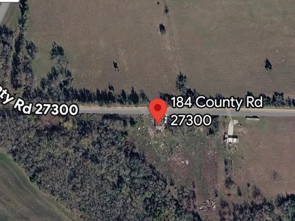 27300 County Rd, Petty, TX 75470