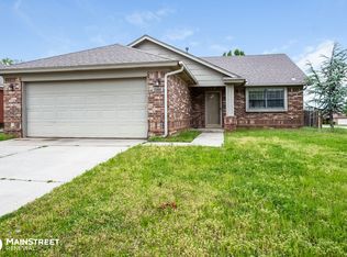 2000 E View Dr, Norman, OK 73071