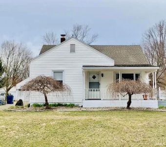 415 E Patterson St, Lakeville, IN, 46536