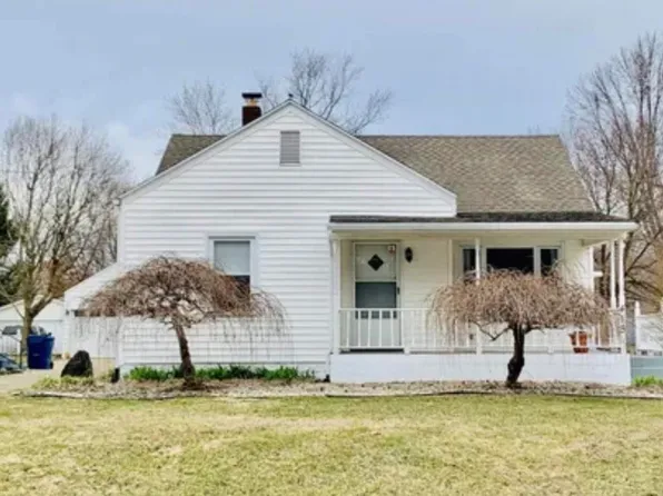 415 E Patterson St, Lakeville, IN 46536