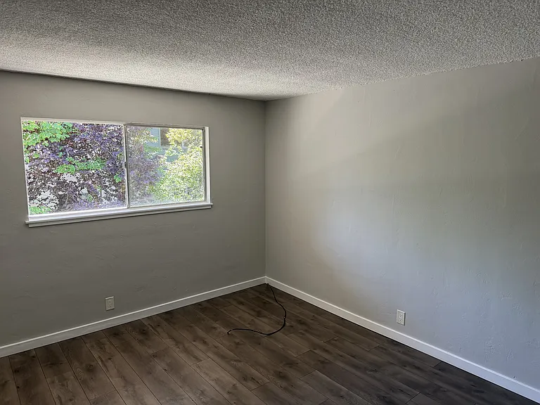1356 Lincoln Ave #4 — Photo 8