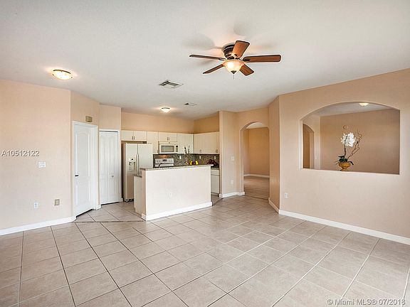 4th image of 7536 NW 113th Ct
