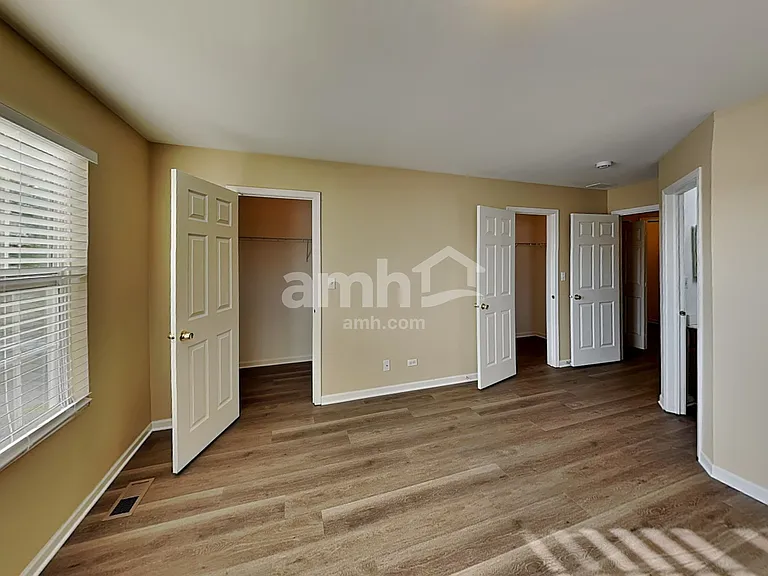 509 Springbrook Trl N — Photo 10