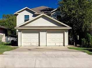 810 W Beddell St, Fort Worth, TX 76115