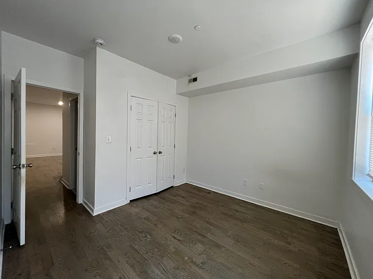 528 N 34th St #1 — Photo 15