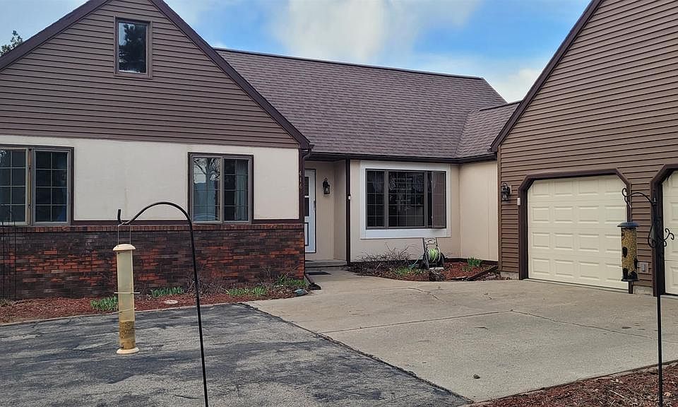 1st image of 416 Herman Street