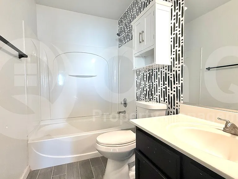 1605 W Central Ave — Photo 20