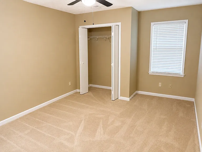 1710 Underwood Dr SE — Photo 8