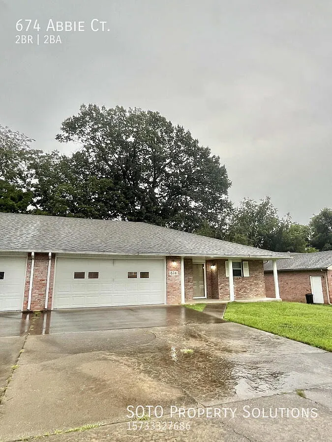 Peaceful 2-Bedroom Duplex with Fenced Yard & 2-Car Garage in Jackson! — Photo 4