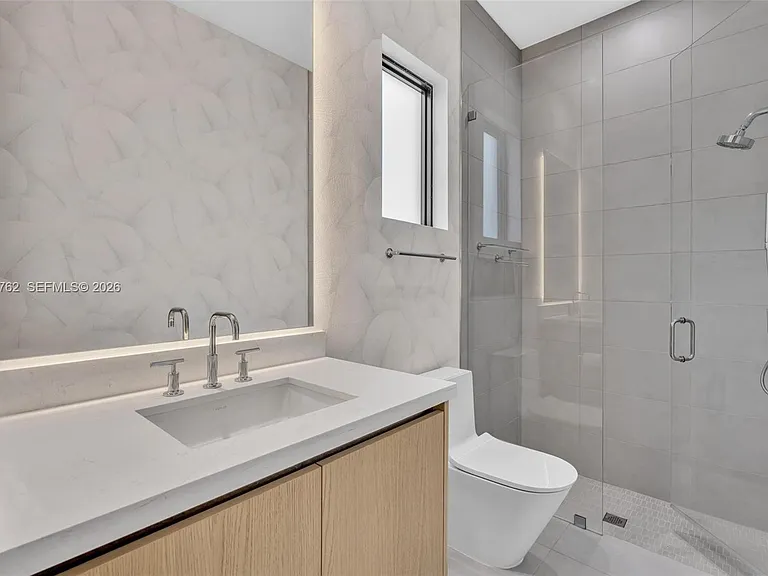 5765 SW 104th Ter — Photo 27
