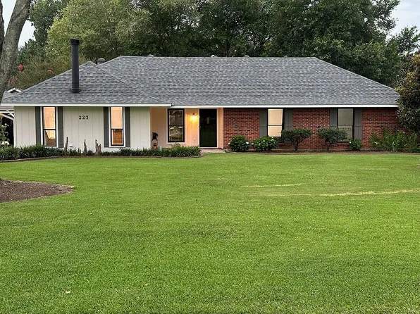 223 Pecan Ave, New Roads, LA 70760