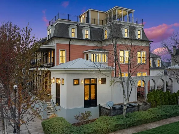 3520 Galt House Dr, Saint Charles, MO 63301