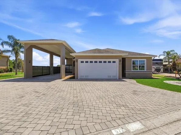 572 Meandering Way, Polk City, FL 33868