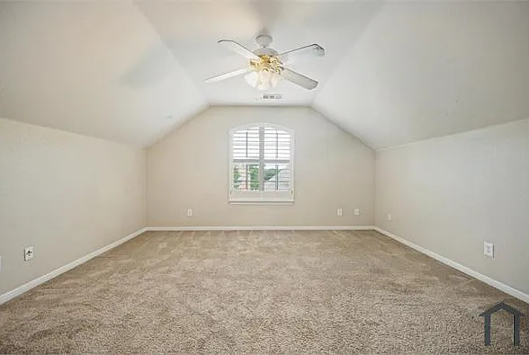 1650 Meadows Ave — Photo 22