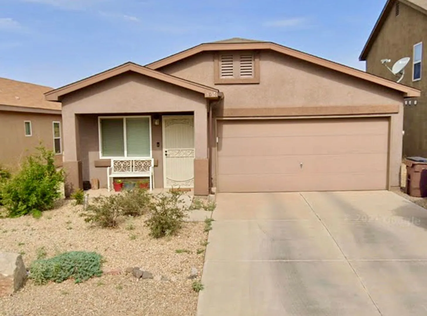 5095 Kensington Way - Superb 2 bedroom 2 bathroom rental house in Las Cruces NM! — Photo 1