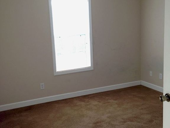 3rd image of 5110 Greyfield Pl S