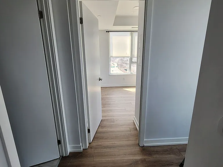 1928 Lake Shore Blvd W #1516 — Photo 13
